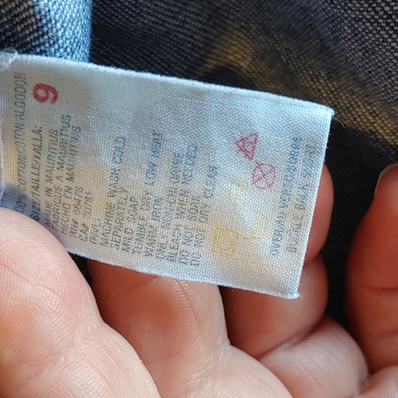 🌻Tommy Hilfiger Vintage Buckle Back Jean Shorts - Picture 10 of 10